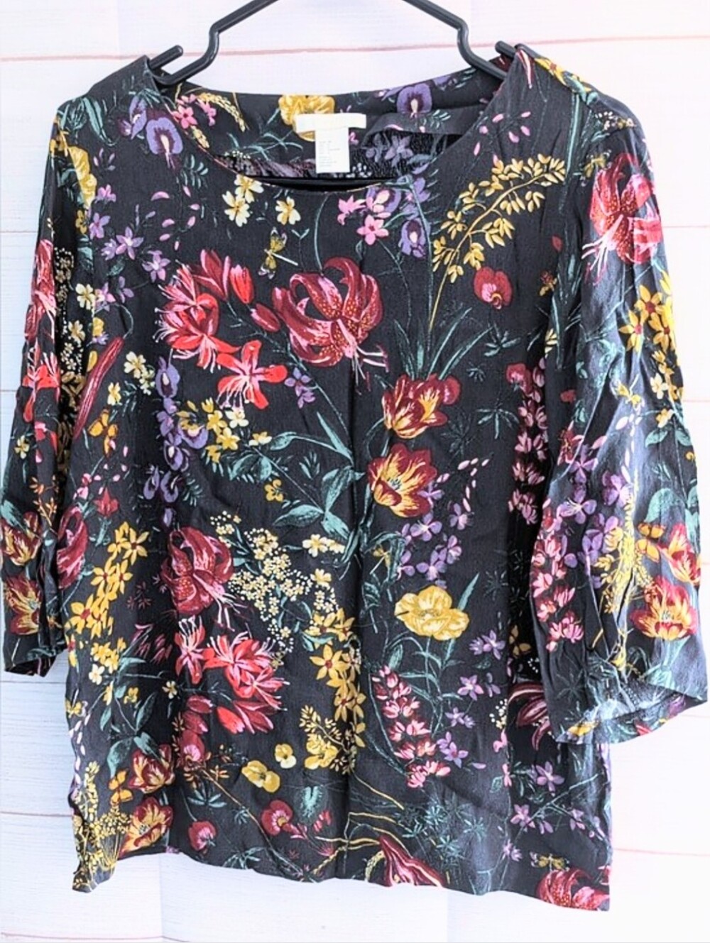 Nwot H&M Black Floral 3/4 Sleeves Blouse with Red & Yellow Blooms Size 6